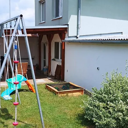 Ubytovani Prusanky Pensjonat *